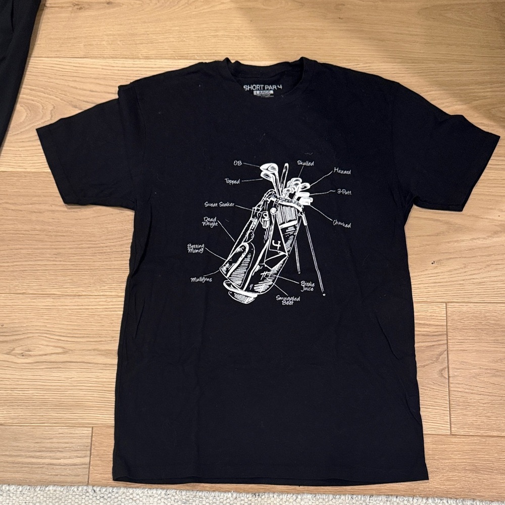 Short Par 4 Black Golf Graphic Tee